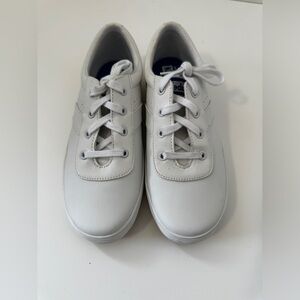 Keds White Leather Sneaker Sz 5